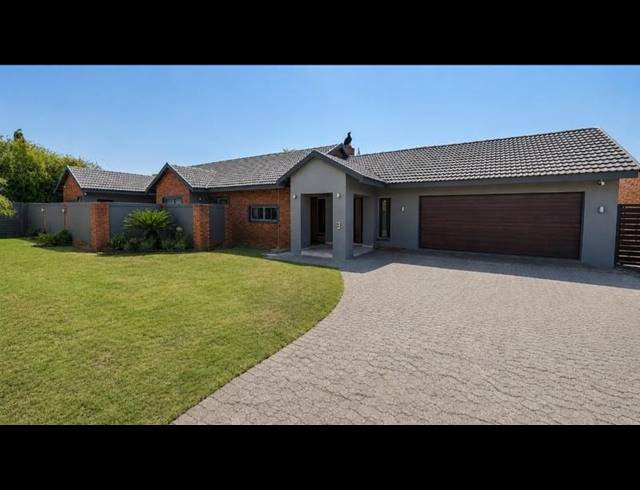 4 BEDROOM HOUSE FOR SALE IN BRACKENHURST